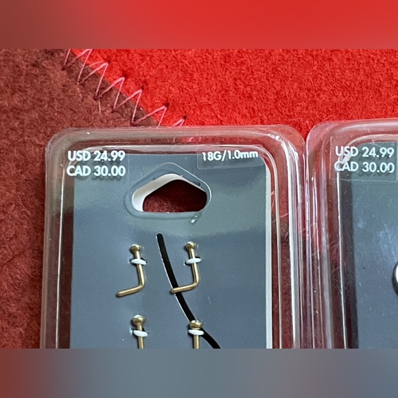 2 packs of titanium nose rings - never opened - Picture 3 of 7
